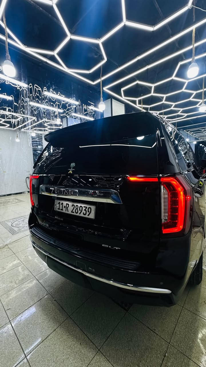 GMC 2024 وكالة المنصور خليجي
الفئة: SLT
ماشيه 17 ألف كم على وضع الشركة
مغلفه PPF أصلي
المحرك: 5300 (مرغوب)
رقم بغداد

المواصفات:
1- ثلاجة داشبول ديجتل
2- تشغيل عن بُعد
3- إطفاء ذاتي
4- حساس أمامي وخلفي
5- رادار أمامي وجانبي
6- باب خلفي كهرباء
7- كشنات كهرباء
8- تحديد مسار
بعد هواي بيه مواصفات 
داخلها الضمان
صيانة كاملة بالشركة
تبديل دهن وفلاتر كامل

المكان: بغداد
للاستفسار: ***********
