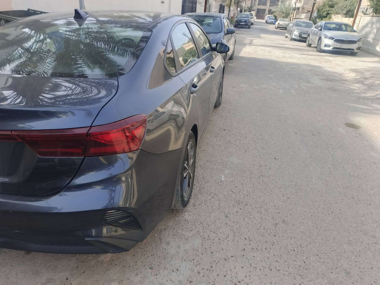 السلام عليكم فورتي 2023 رقم بغداد صور حادثها موجوده بالمنشور طلع بيها كلير بالباب الخلف السايق والجاملغ *********** مكاني بغداد البلديات( 148)  سعر المطلوب وبيها مجال
