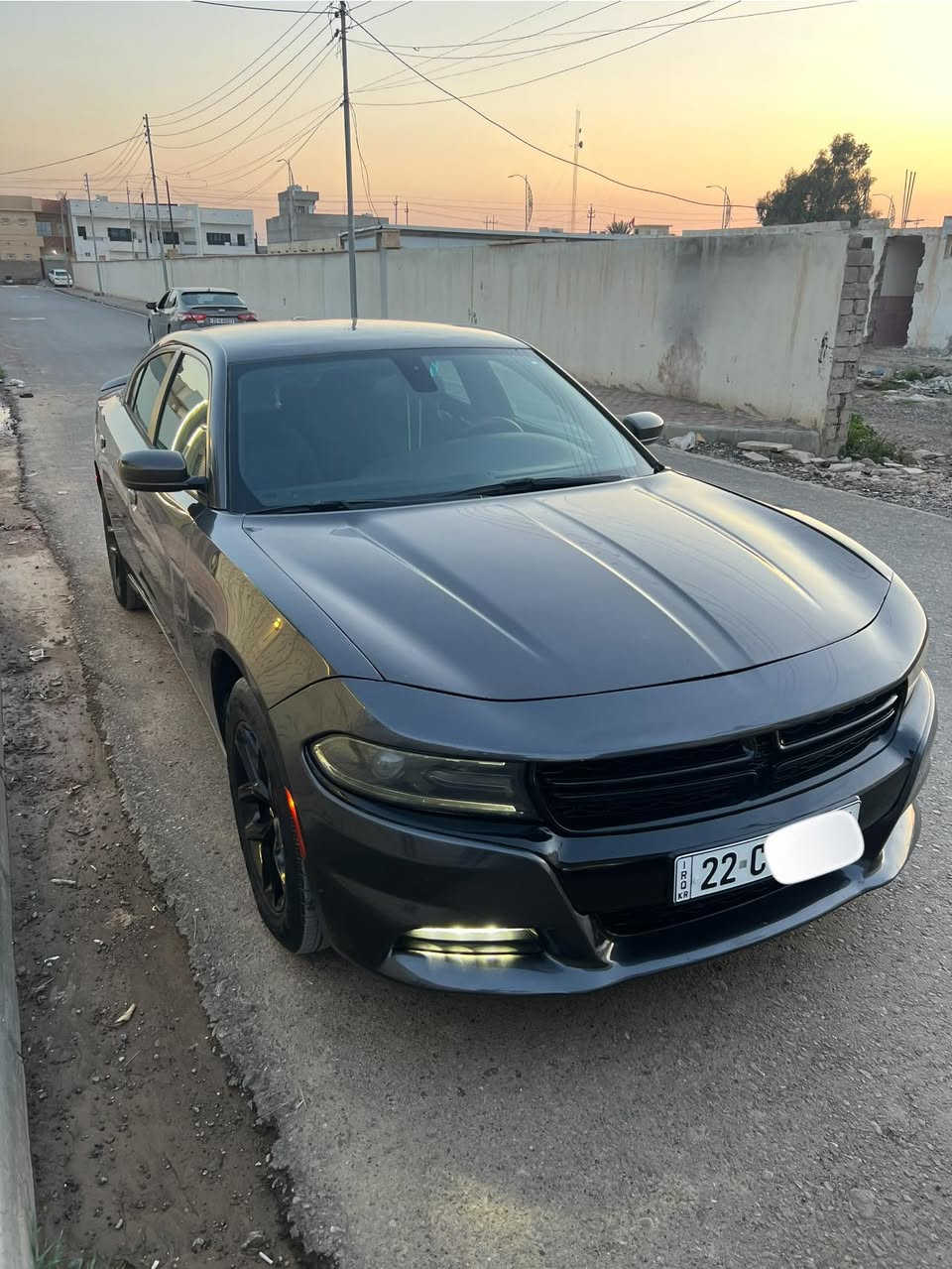 جارجر sxt
موديل 2015  
ضرر السونار مرفق بدون دواخل 
الرقم اربيل باسمي تحويل  السعر 170 وبيها مجال 
رقم الهاتف ***********
