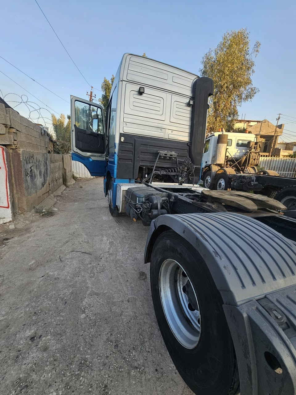 يا الله للبيع اكتروز ميكا سبيس تك موديل 2002
سياره جاهزه للعمل سنويه صاقطه عربانه موجوده موديل 2002 تحويل ثاني يوم سياره موجوده بغداد الرقم ***********
