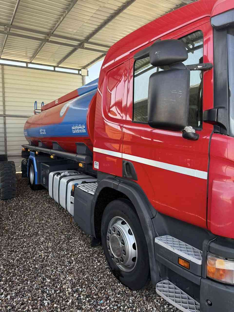 تنكر سكانيه موديل 2017 سياره جديده مابيها اي نقص تخم تاير جديد سنويه جديده رقم جديد مكينه خمسه الاستفسار المكان بصرة زبير ***********
