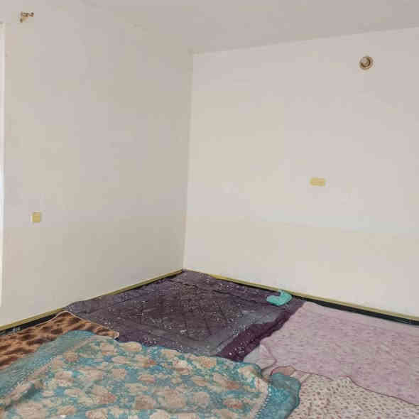 صباغ بيوت اخذ لسعر على متر اذا يريد صباغ اي شي يحتاج ينتصل عليه *********** اني من الخالص
