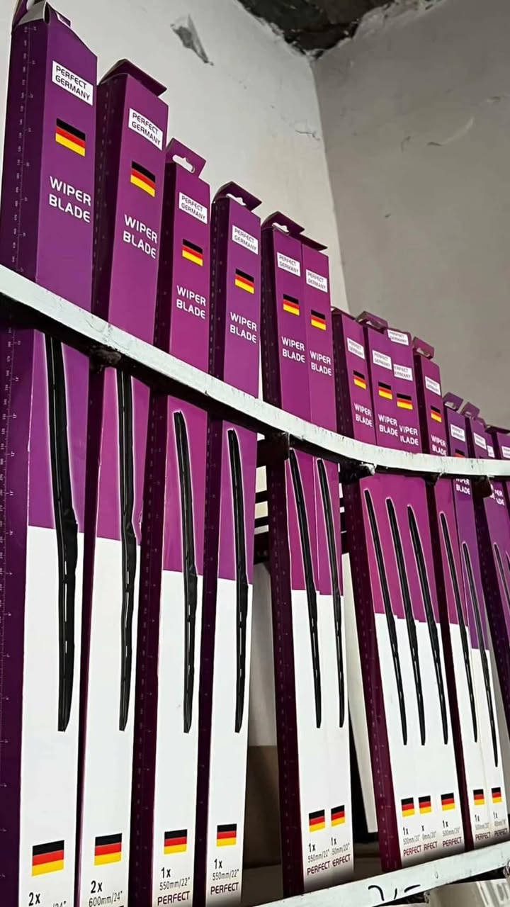 كلشي متوفر يم خدمات سامر
((قطع غيار دراجات نارية مفرد بسعر الجملة)) 
((باتريات وتايرات سيارات)) 
كماليات سيارات
ارضيات
بلكات+دهن بريك
دهن باور
ماء ماسحات
ثنر
العنوان: النميصة الشارع العام مجاور محلات اثير الجلال 
***********
