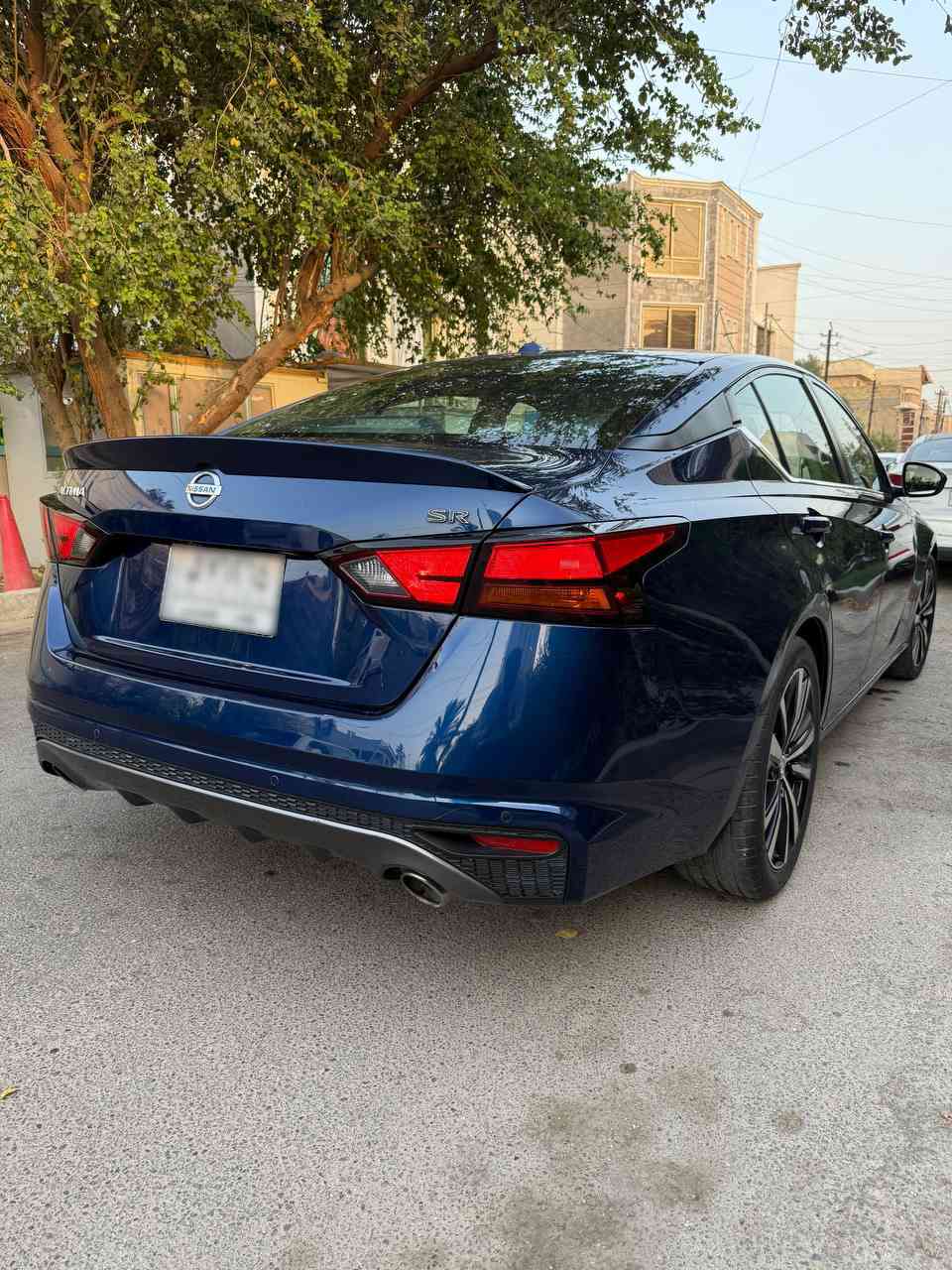 السلام عليكم ورحمة الله وبركاته

نيسان التيما 2020 للبيع SR

وارد امريكي... حادث Water Flood والدعامية الامامية. معناها فيضان او غرق .... السيارة ميل مثل الساعة وتحب تجي تفحص هلة بيك. ما يعجبك اهلا وسهلا بيك..

من 2023 عندي فقط تبديل دهن والسيارة جديدة.. تقرير الـ Car Fax موجود عندي..

اريباك كلهن موجودات الأصلي

سيارة كير مكينة حدادية تبريد 100% على وضع الشركة

ماشية 44,600 كيلو

سعرها 140 ورقة

محرك 2500

- مثبت سرعة

- نظام سياقة سبورت وعادي

- بلوتوث، USB، AUX

- السيارة تدعم نظام الـ Car Play

- بصمة

- دخول بصمة أبواب

- تشغيل عن بعد

- نظام ABS

- حساس إطارات

- قيادة ذاتية

- كشن سايق فول كهرباء

- مانع تصادم امامي خلفي

- رادارات

- كاميرا خلفية

- رادار نقاط عمياء

- رادار خطوط ومسارات الشارع

- كشنات جلد
- رقم بغداد .... تحويل ثاني يوم

للأستفسارر الاتصال على الرقم *********** مكان السيارة بغداد الجادرية.
