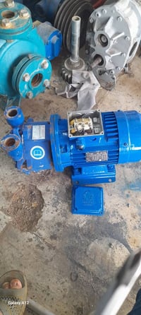 فاكيوم ٣حصان ثري ،،07724406367