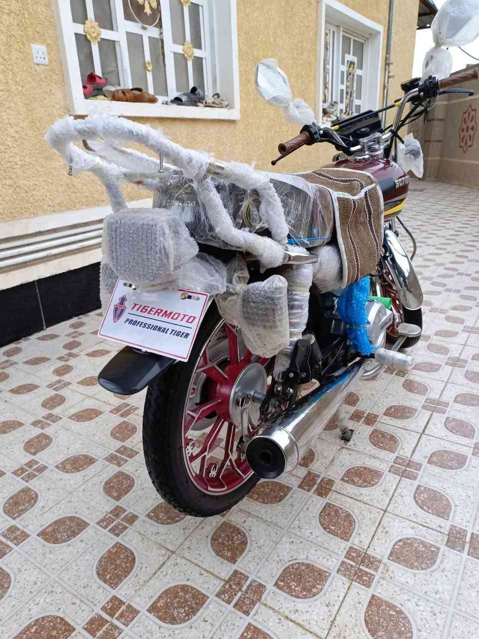 السلام عليكم دراجه للبيع موديل 25 كفاله عامه من كلشي✈️✈️ المكان ديالى جديده الشط 🔥🔚
السعر 725 وبيها مجال بسيط للطيبين 🌹❤️‍🔥
للاستفسار ***********✅❤
اتصل واني خادم ❤️‍🔥🌹
