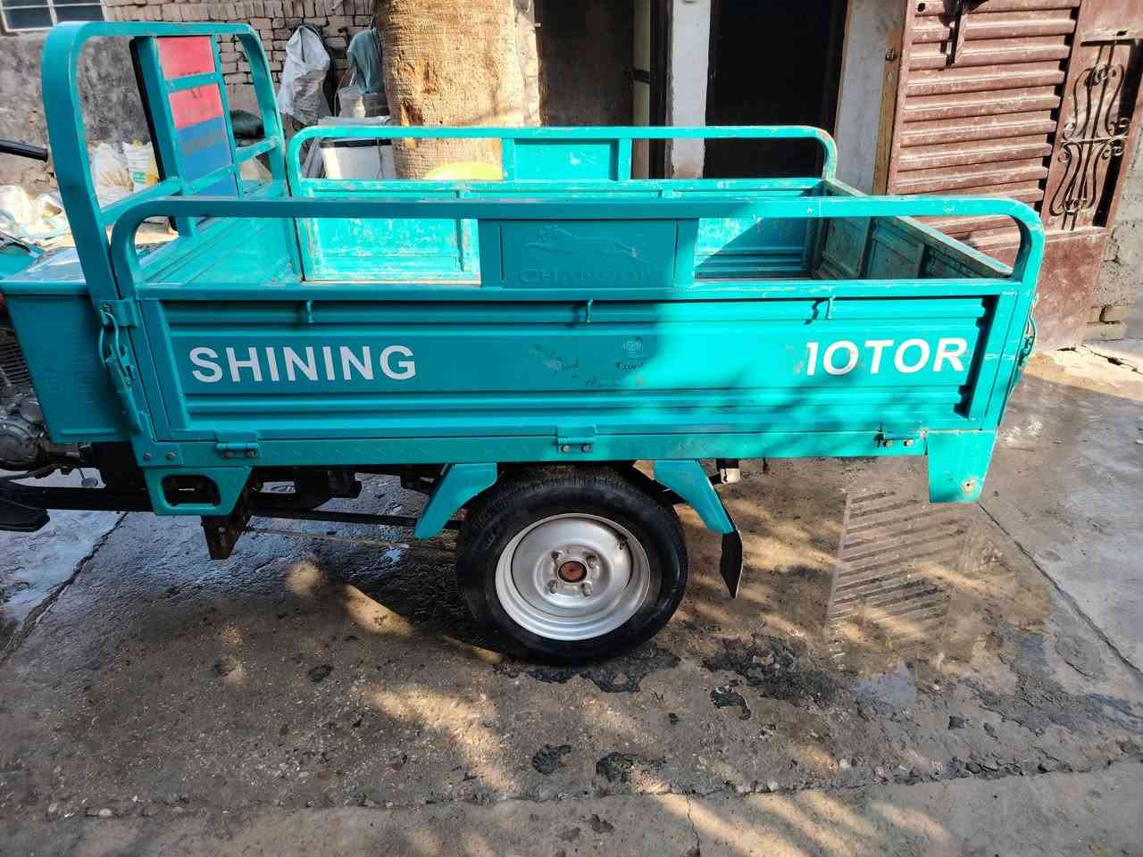 السلام عليكم ستوته صقر جمره موديل ٢٠٢٣ البلال كفاله عامه أوراق اصولية كمرك مكاني بغداد المعامل الباويه للإستفسار او الإتصال على الرقم ***********
