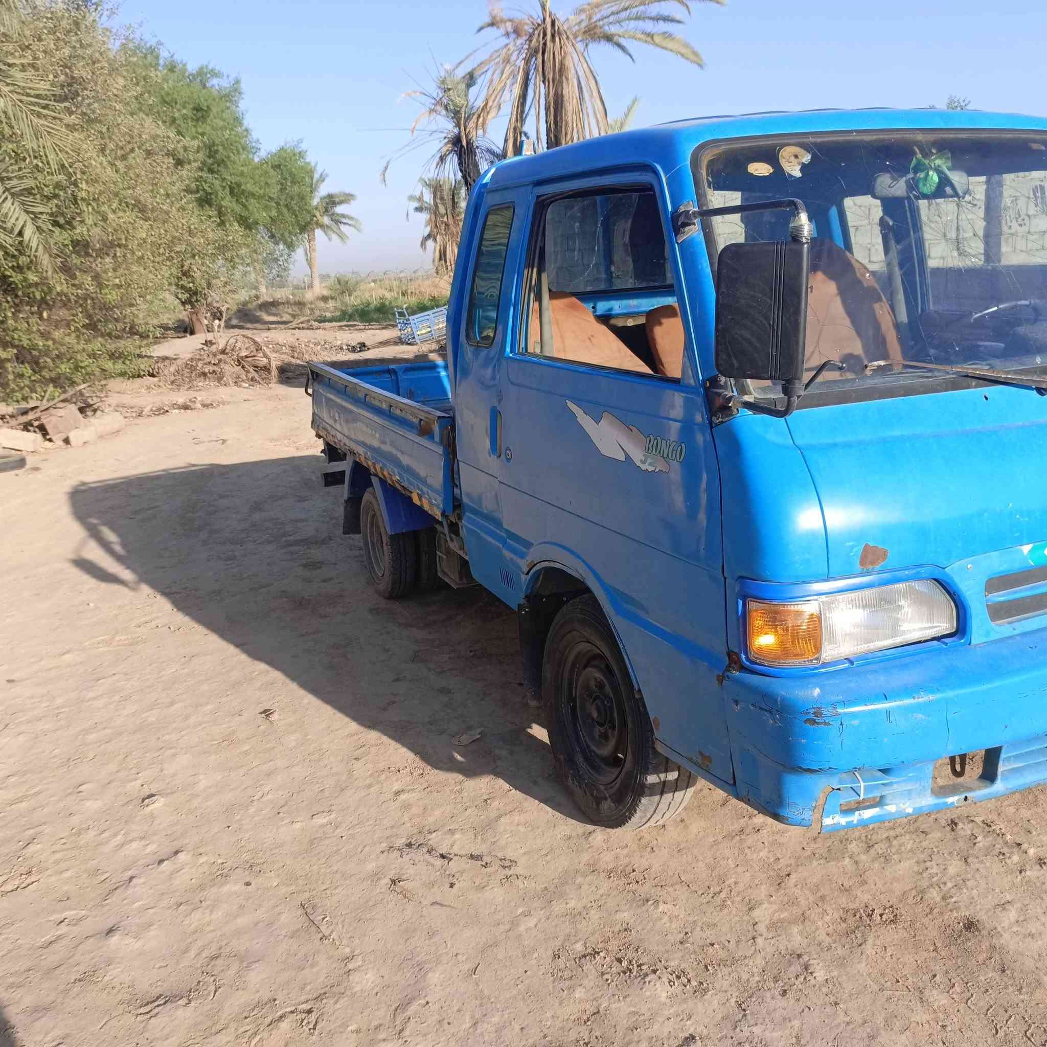 سلام عليكم سياره للبيع موديل 1995 سياره خير من الله سياره مابيهى لو قطرت صبغ للاستفسار الاتصال على رقم ***********
