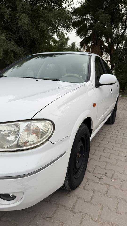 سلام عليكم للبيع سني 2009 رقم بغداد بأسمي بيها طخة بالجنطة وصبغ سيارة جاهزة بدون نقص السعر 94 وبيها مجال حك الجية للاستفسار *********** مكاني الكرخ
