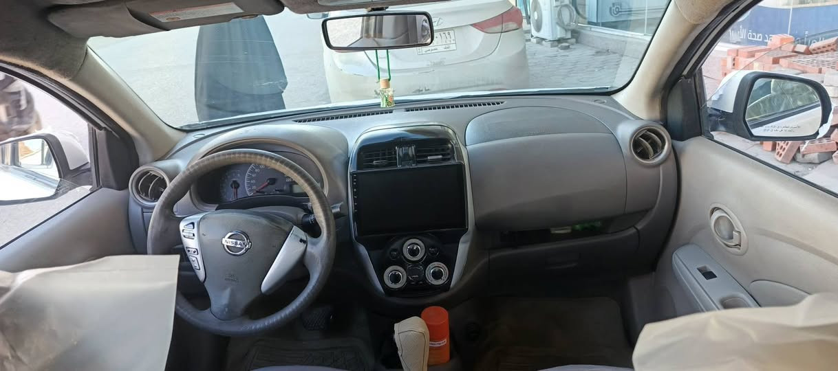 السلام عليكم نيسان صني للبيع منضومه غاز +بانزين جاهزه كير محرك تبريد تدفئه  تخم تاير تخم ويل عادي حداديه ادامه كامله بيهه رشات صبغ وبارد ابيع صبغ حزام موديل 2016 رقم اربيل انسه الصرف السعر 88 للاستفسار ***********
