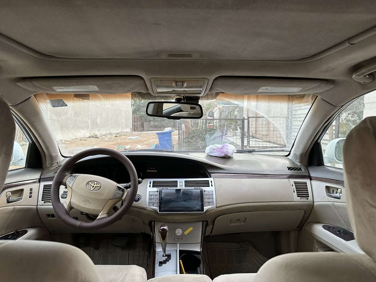 يالله
السلام عليكم 
افلون 2009خليجي مكفول من الضربه 
مكينه وكير مكفولات بيها صبغ حزام فقط رقم بغداد انكليزي تحويل وين متريد مكان السياره بابل 
غرفه مدوشمه وصاج الغرفه نضيف90% دواخلها نضيفه 
والصبغ بدول دواخل بس الكشر لايت زنون اصلي 
ومواصفاتها فول لمتدد 6بصمات وفتحه تدفئه وتبريد الكشنات 
قطعتين تبريد شاشه وكامره ميموري خزن 
مكانها بابل ***********
السعر 120وبيها مجال جداً بسيط امانه الله السياره متعوب عليها ومصروف عليها هواي
