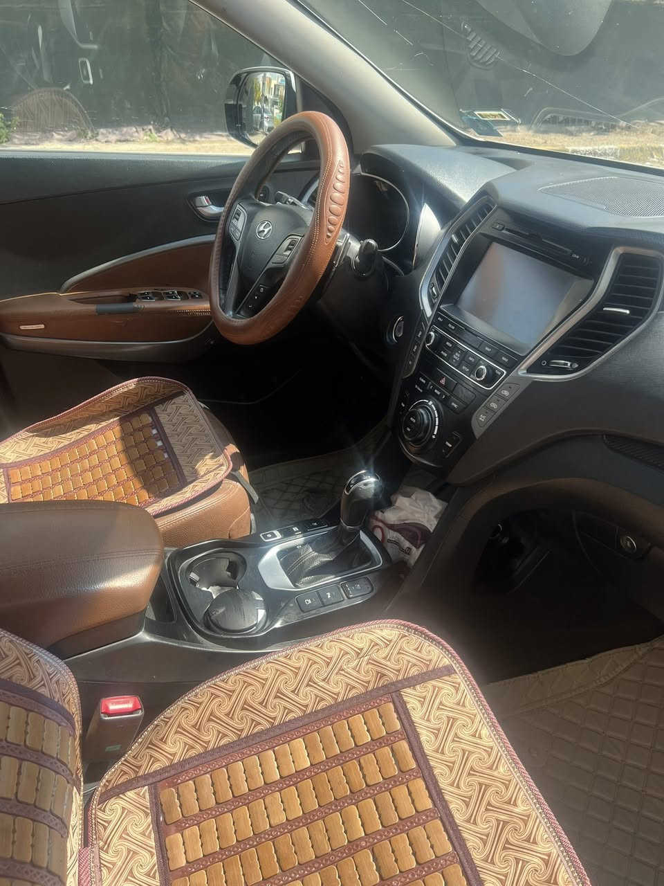 سنتافي خليجي 2017 مكفول كير ومحرك وكل الدواخل 
فول مواصفات البيع  لوحات بغداد مكانها ناصرية  190 ورقة وبيها مجال ***********
