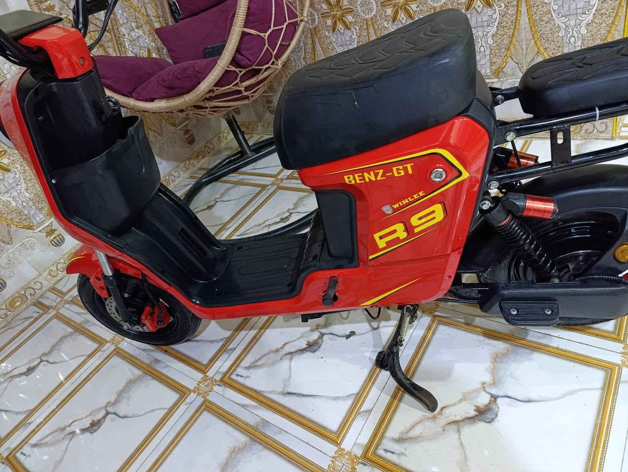 السلام عليكم دراجه شحن ار 9 ونلي نضيفه كلش زلق مابيها بطارياتها حجم 16 نص عمر مكاني بصره ابو الخصيب الشراي ايخابرني وبخدمته 
***********
