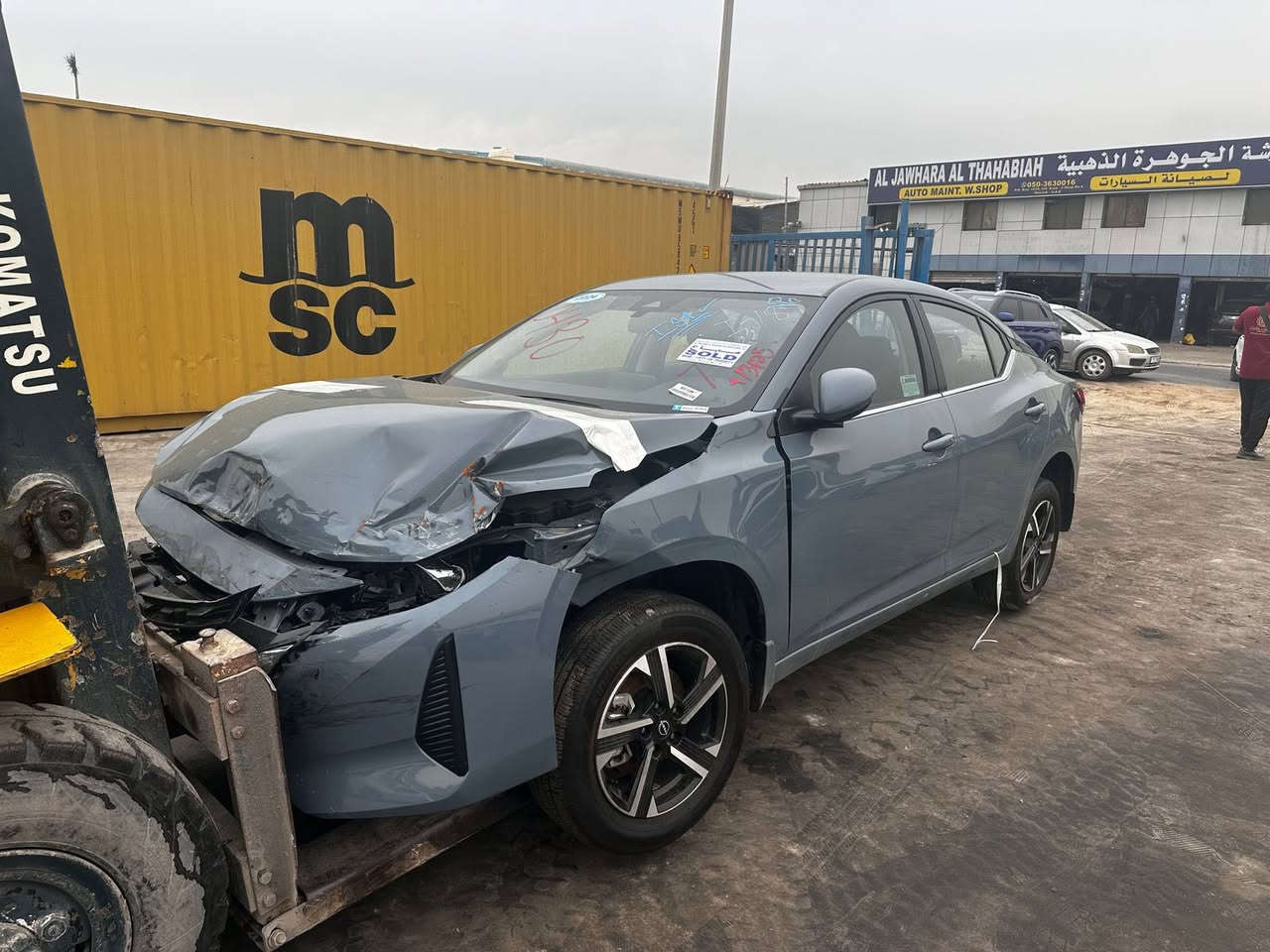 نيسان سنترا 2024 SV للبيع 
​✅ زيرو جديدة (16 كم) - فول مواصفات -
​🚘 التفاصيل والمواصفات الأساسية
.
​اللون: سمنتي مميز.
​المسافة المقطوعة: 16 كم فقط! (بحالة الزيرو).
​الحالة: ضربتها بسيطة (موضحة بالصور).
​الموقع: ديالى / بعقوبة.

​تأتي السيارة بمواصفات:
​حساسات أمامية وخلفية.
​نظام التوقف التلقائي (Automatic Braking).
​كروس (مثبت) لتحديد المسار.
​تنبيه ومنع الخروج عن المسار.
​🛋️ الرفاهية والراحة الداخلية
​مقاعد (كشنات) جلدية فاخرة.
​نظام تبريد وتدفئة كامل (فول).
​أشاير مدمجة في المرايا الجانبية.
​وجميع المواصفات الأخرى المعروفة لفئة SV.

لسيارة بدون إيرباك (لا ستيرن ولا بردة).قطعة وحدة
​السعر المطلوب: 157 ورقة
مرقمة وجاهزة  كامل
.
​🔷السعر قابل للتفاوض.
​📞 للاستفسار

​واتساب: ***********
​هاتف: ***********
