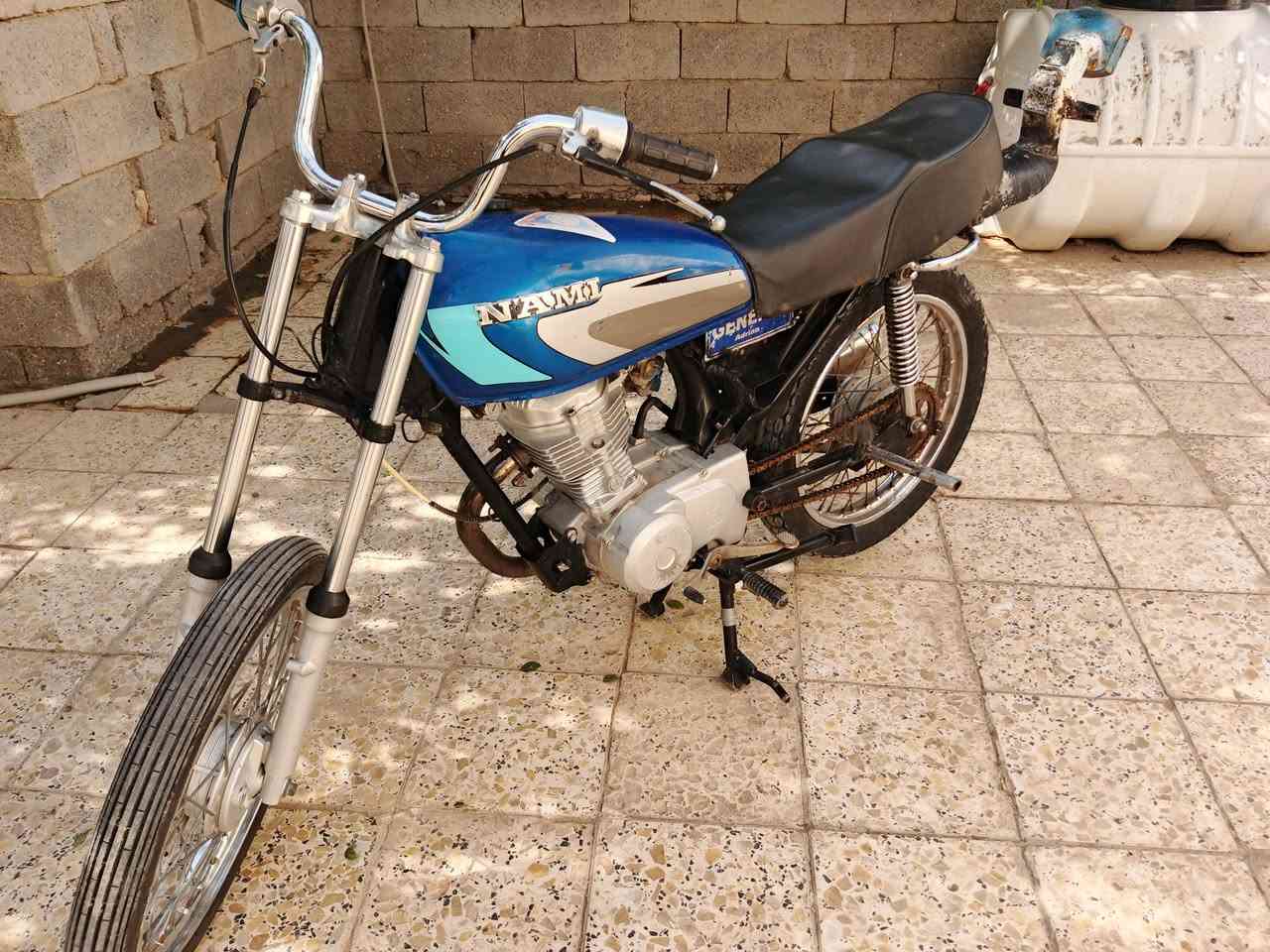 سلام عليكم دراجه للبيع نامه 23كلك رقم ***********
