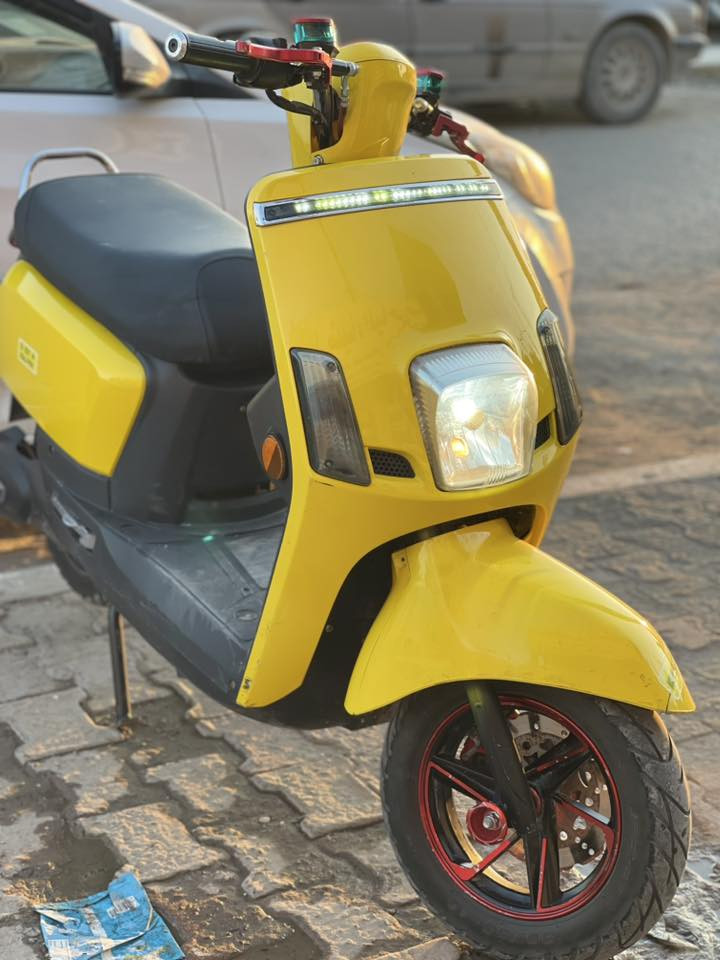 سلام عليكم دراجه شحن / حديث توني مأخذها كامله ما بيها كل نقص كله شغال بصمه / سعرها ٦٥٠ وشراي يخابرني 

***********
