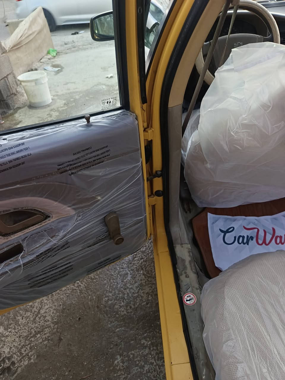 سلام عليكم بيجو لميس للبيع موديل 13 مسجله 12 السياره كفاله من الظربه حته بارد مابيه فقط سويت بيه دوس وهلات بعده حته ممبولشه كير ومكينه بل كارتون مو تجفيت جديد كهربائيات كله شغاله باور جديد مشط جديد صدر امامي خلفي لربع دبلات جدد تخم تاير جديد مصفره السياره السنويه ماصاقطه بعد 10 تشهر السياره شرط التحويل اكاتبك ويه صاحبها تتفئه تبريد ثلج رقم بغداد السياره ترايك للبصره شلعه تشيل التبليط ترايها يخبل السعر 33 وبيه مجال مكاني بغداد الزعفرانيه السياره نقد رجا واسف ع الاطاله ***********
