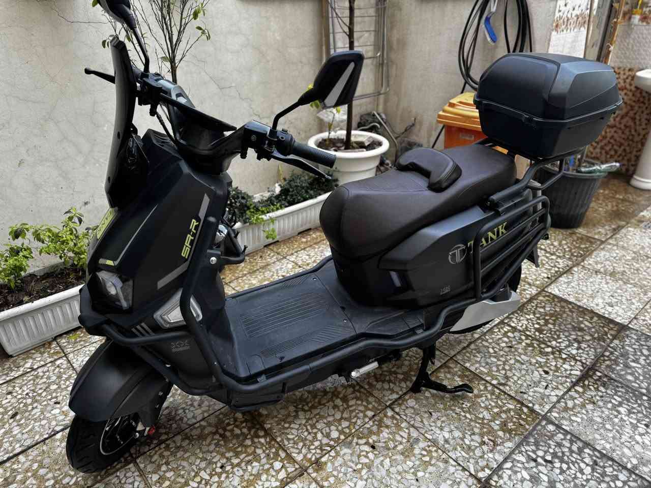 السلام عليكم
صاعقه لون مميز جديده للبيع للتواصل 
***********
