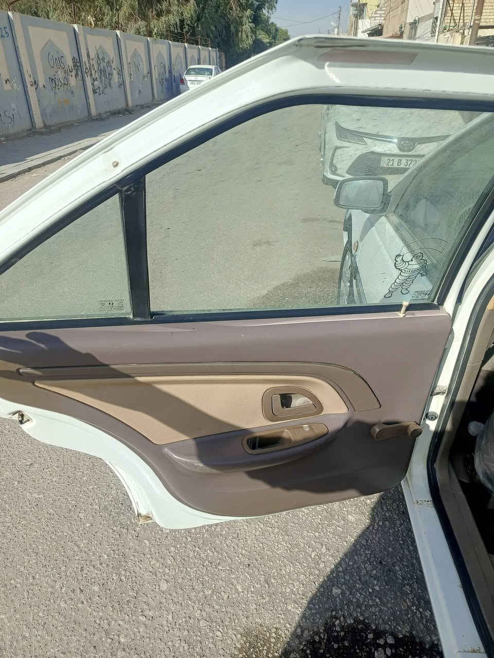 بيجو لميس 2016السياره جاهز عل اخر حبايه بيهه بنيد مبدل اصلي فقط مكينه كير تبريد تتتفه كله بلادي حداديه تخم تاير كله جديد  السعر 54وبيهه مجال قليل مكاني نجف حي المكرمه ***********
