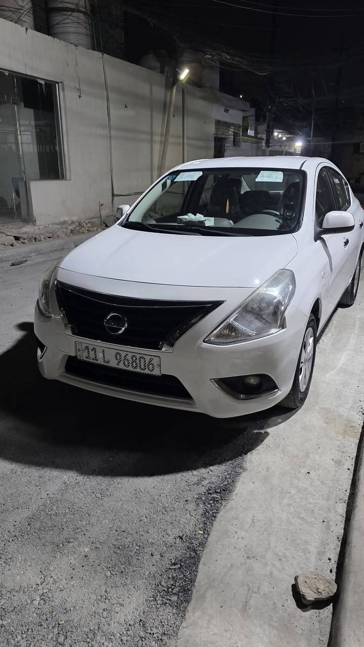 السلام عليكم نيسان سني ٢٠٢٠ رقم بغداد ماشية ٣٧ سيارة جاهزة من كل النواحي بيها بس بارد قليل بباب الصدر السيارة اجمل من الصور  السعر ١١٥ مكاني بغداد ***********
