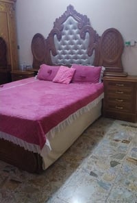 غرفه مستعمله شيء قديم نظافتها 100% استفسار خاص واتساب على هاي الارقام ...