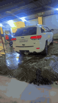 جيب الاريدو موديل16امريكي فول مواصفات مكانهه ديالى بعقوبة رقمهه بغداد البيع او مراوس السعر260$/الاتصال ***********وتساب
