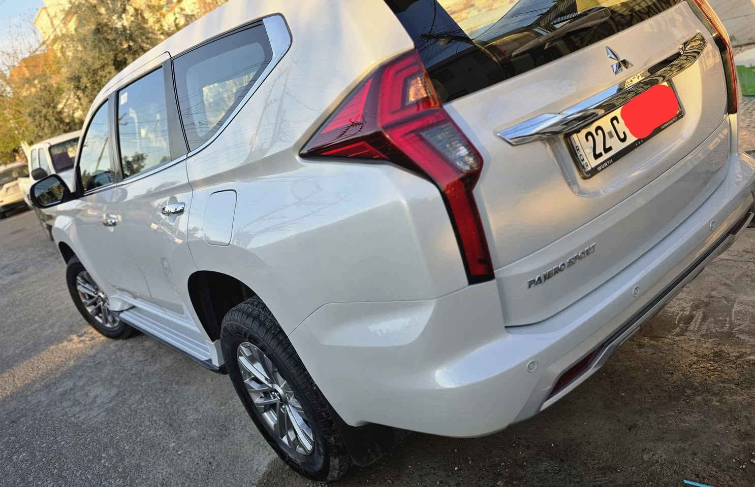 Mitsubishi Pajero sport
Model 2020
53000km 
V6
فوول مواسەفات 
خیزانی ٧ کورسی 
*********** أربيل, العراق
