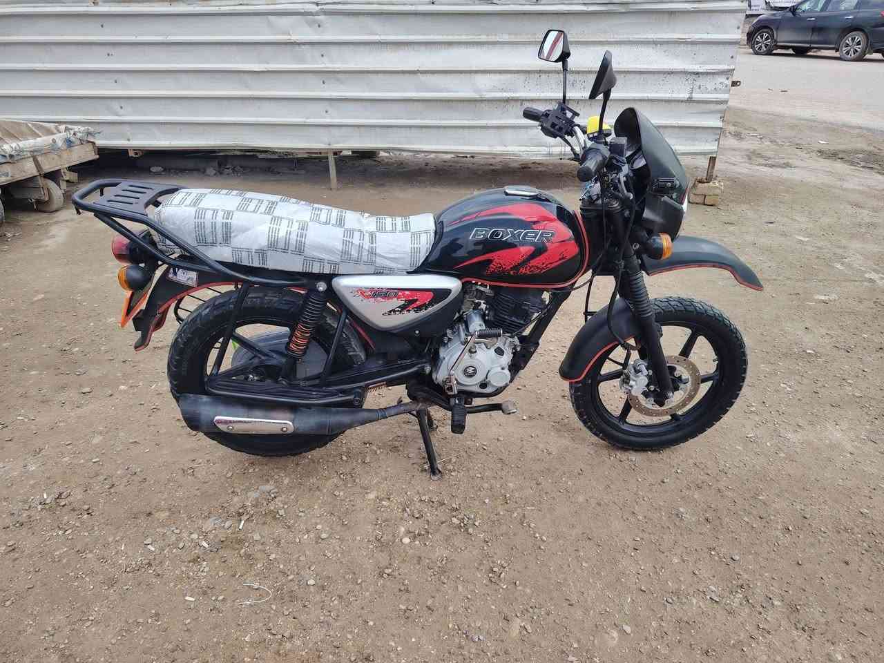 السلام عليكم بوكسر موديل 2021 وراق صولي  شركت غبور القلم دراجه ستخدام شخصي مكينه شرط كور ما مفتوح  تبخير توهه حته تنقيص ماكو بس ادخن ابيض ساعه وتكطع تدخين المكان بابل السعر 925وبيهه مجال ***********
