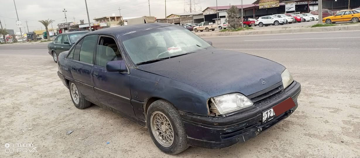 اوبل اوميكا
موديل 1990
ارقام جديد 
شرط تحويل او وكاله
بي ضربه صفحت سايق
السعر.  20 بي مجال
***********/////***********
