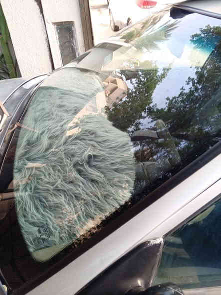 اكسنت موديل ٩٥ ، محرك كير اوتو ثنينهن جدد و باتري جديد ، كهربائيات كلها شغاله ، تخم تايرات جدد ، ادامه كامله 
شرط التحويل ، السنويه صاقطه ، السعر ٣٤ وبيها مجال 
مكلف بالنشر للاتصال *********** Colombo
