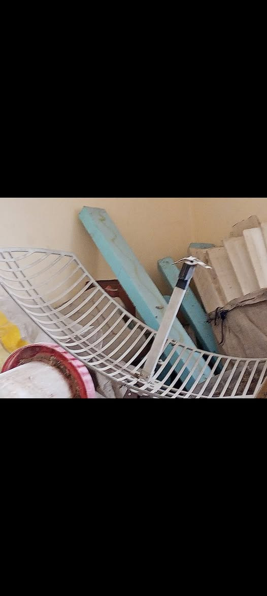 نانو نوع القديم الجبير وياهن كيبل واحد اثنينهم ب50 بغداد شارع فلسطين رقم ***********
