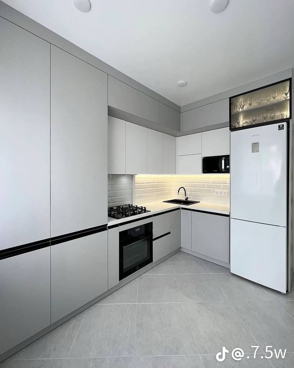 إيوان للمطابخ والديكور 

🏡 تنفيذ العمل خلال 10 أيام فقط

نصمم لكم أرقى وأحدث الموديلات بلمسات عصرية وتصاميم مميزة تناسب جميع الأذواق.

✅ مطابخ حديثة وعملية
✅ ديكورات داخلية فاخرة
✅ تصاميم مبتكرة وتنفيذ باحترافية عالية
✅ جودة ممتازة وأسعار مناسبة

✨ إيوان للديكورات والمطابخ... عنوان الأناقة والإبداع في التصميم والتنفيذ ✨

📞 للحجز والاستفسار:
***********

📲 متوفر واتساب للرد على جميع استفساراتكم
