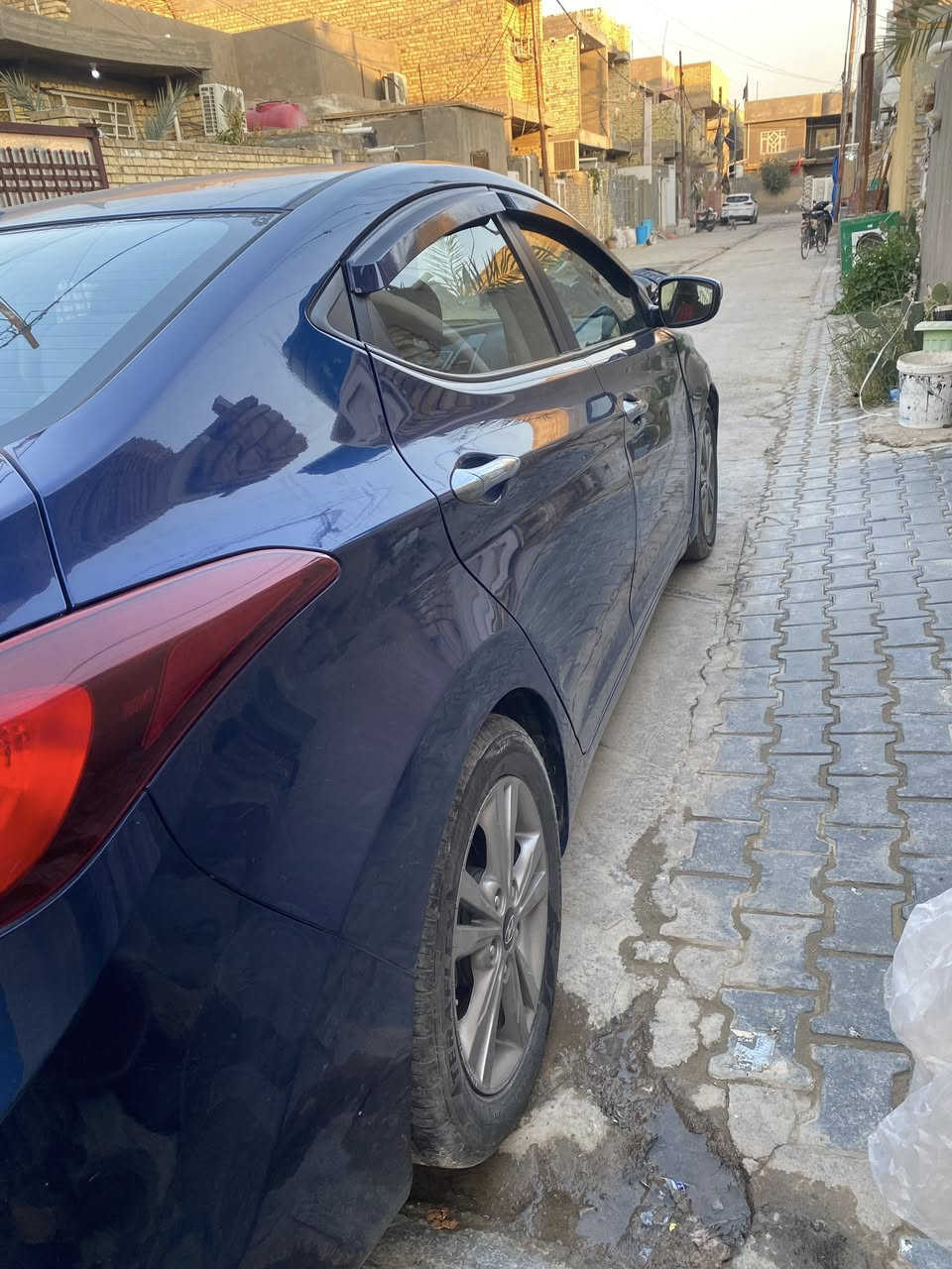 السلام عليكم 
النترا موديل 2016 محرك 2000 
حادثها ب امريكا جاملغ عكس السايق ومصلح بارد بدون صبغ فقط تكحيل وبيها شكم ملاحضه تجي وتشوفها 
مابيها صبغ ابد فقط الدوسات معمرات 
رقم واسط ب اسمي تحويل مباشر 
تبريد منضومه كامله جديده
السعر ١٢٠ / مكاني كوت 

للستفسار ***********
