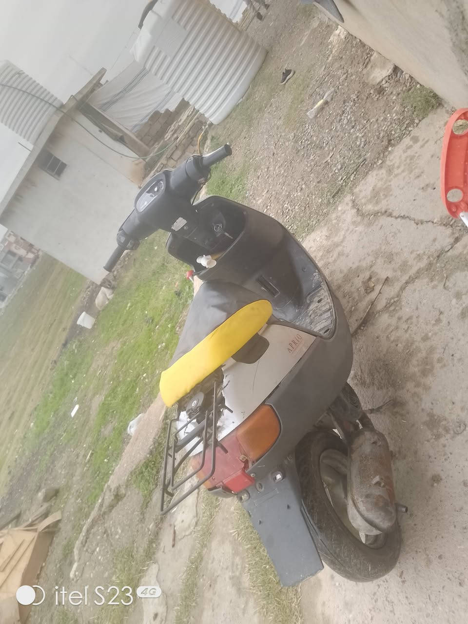 السلام عليكم ماطور للبيع السعر 150 درهم مراوس ايراني ***********
