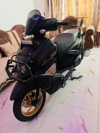 ياماها ZR • دراجه ياماها • موديل 24 • دراجة نارية • نظيفة • ZR
