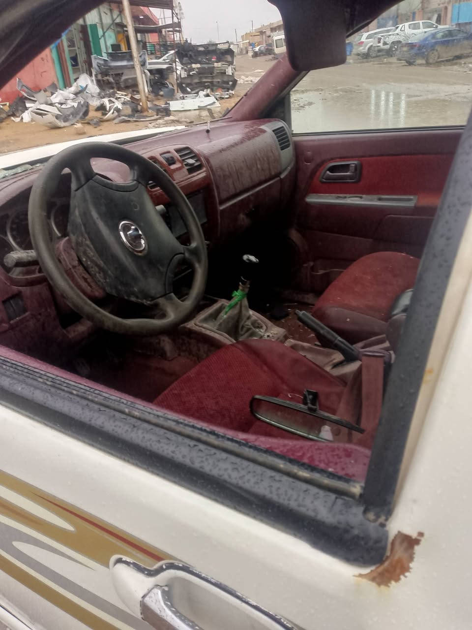 سلام عليكم
البيع كريتويل 2013رقم بابل نكليزي 
تحويل مباشر متجيه سياره شغاله وتمشي 
كير ومكينه وشاصي مكفولات
مكان واسط 
***********
