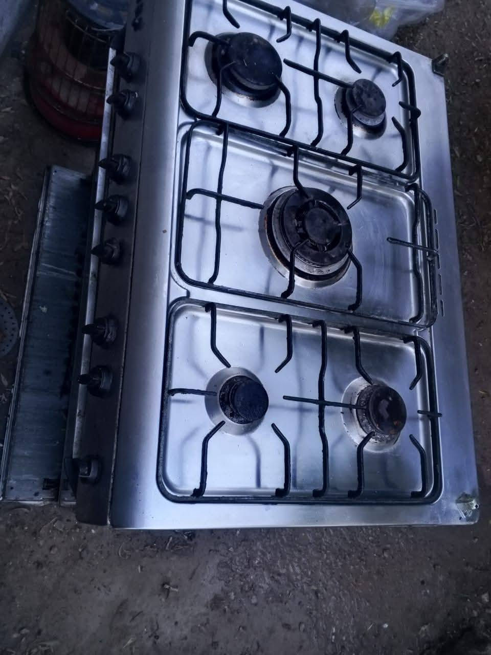 سلام عليكم 
طباخ شغال 
السعر خاص 
رقمي *********** 
الخالص ابو تمر
