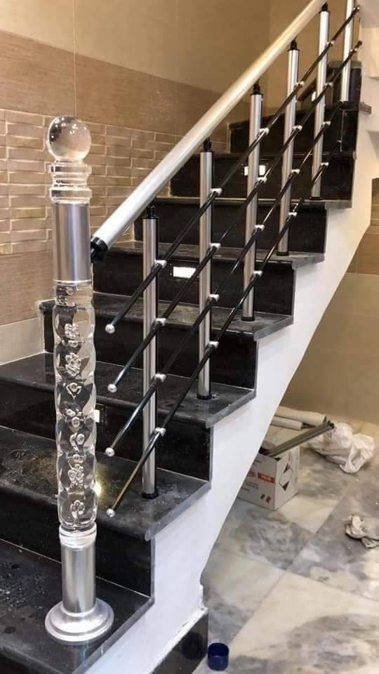 محجرات المنيوم تركي 
سعر المتر 38الف
رقم ***********
