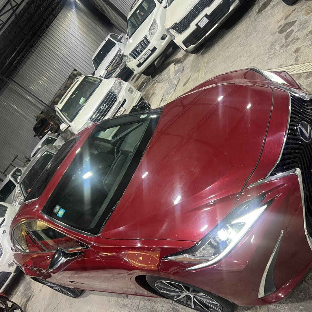 السلام عليكم 🚗✨

للبيع
🔹 لكزس صالون ES300h
🔹 موديل 2022
🔹 رقم بغداد
🔹 ماشيه 64 ألف كم

المواصفات:
▪️ فول مواصفات
▪️ بانزين هايبرد (اقتصادي بالوقود)

الملاحظات:
▫️ حادثة: جاملغ + بنيد
▫️ بدون أي دواخل

💰 السعر: 290$$$

📍 مكان السيارة: بابل

📞 للاستفسار:
📱 رقم الأثير: ***********
اسيا ***********
