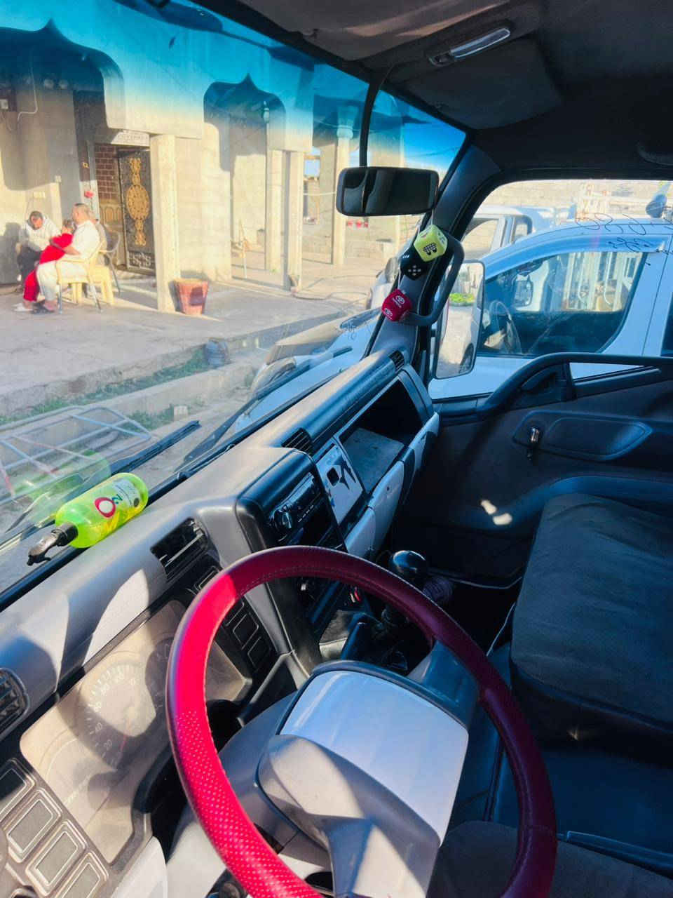 السلام عليكم كنتر للبيع موديل 2012كير محرك خير من الله رقمها اصفر ما بيها اضباره السعر 125وبيها مجال
الاستفسار ***********--‏‪***********‬‏
