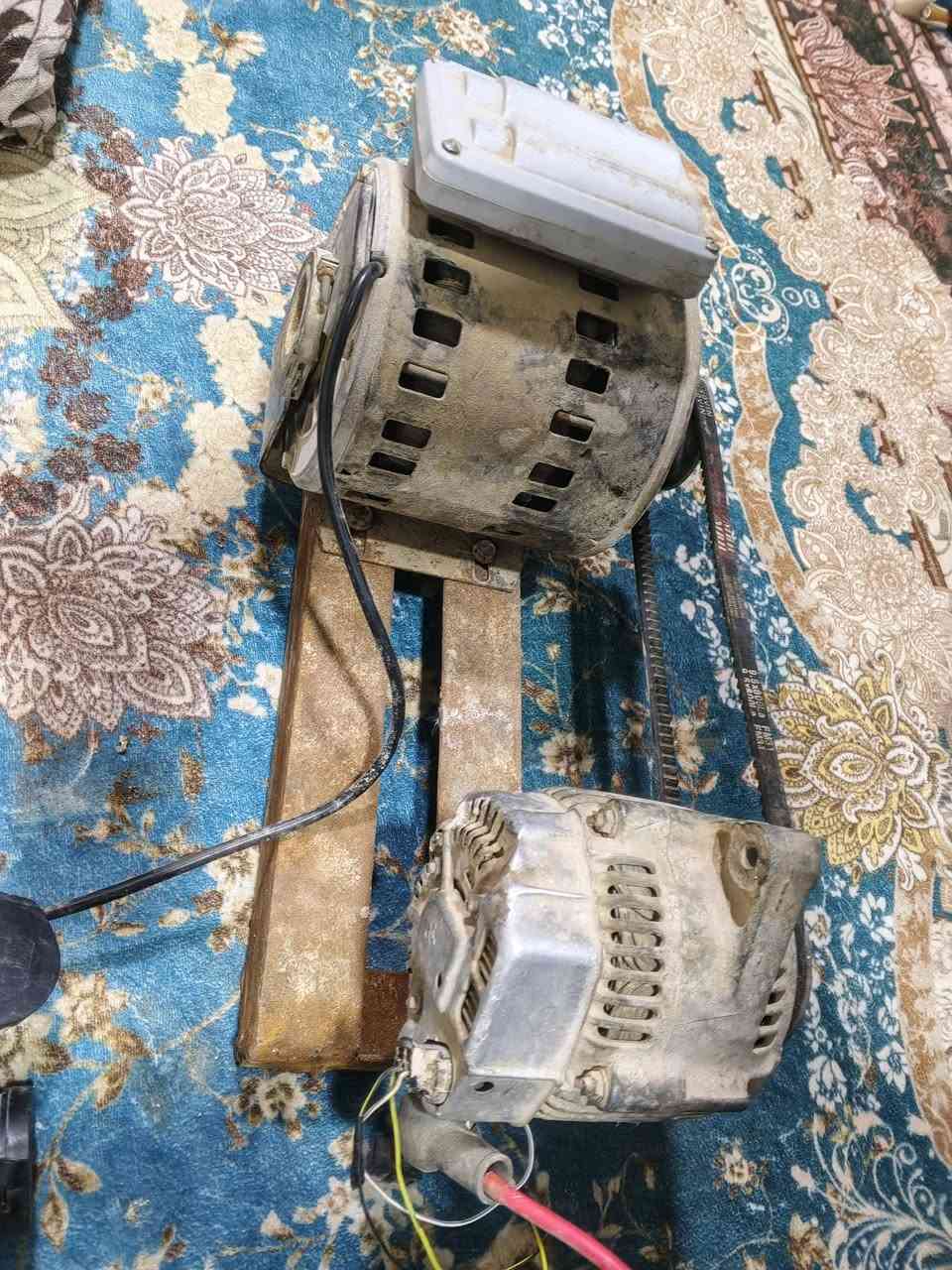 من رخصة الأدمن (مدير الجروب المحترم)
السلام عليكم.. للبيع مولد طاقة ذاتي (نظام تدوير)
​المكونات: ماطور كهربائي مع دينمو شحن وقشايش تدوير، مثبتة على قاعدة حديدية.
​الحالة: مستعمل وشغال (نفس اللي بالصور والفيديو).
​السعر: 150,000 دينار عراقي.
​للتواصل والاستفسار: ***********
