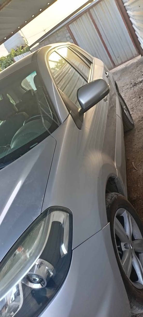 رينو كوليوس 2013
بصمة تشغيل
محرك2500
كير اوتوماتيك + عادي
راديو + سيدي + اواكس + بلوتوث
مثبت سرعة
مانع تزحلق
حساسات خلفية
تحكم ستيرن
اشاير بالمري
مري شفط يدوي
ويل كب 17 
رقم بغداد
السعر 92 ورقة قابل للتفاوض او مراوس بفورتي


**إذا كنت صاحب هذا الإعلان وتريد حذفه لأي سبب، رجاءا أرسل رسالة إلى الدعم الفني**