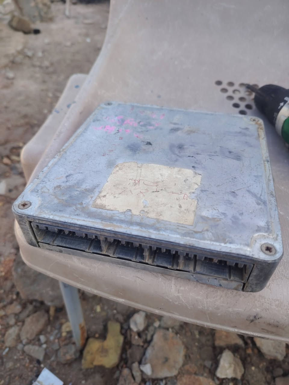 ديلكوه بطه 2500 كامل ٤٠ الف
عقل بطه 2500 مصلح شغال ع الفحص ٧٥
سلف ٤٠ الف
مصطرة بخاخات ٦٠ الف
ثلاجه بطه 2500 ١٠٠ الف
كوره مشروط لا عواج ولاحاميه ١٥٠ الف
كويل ٢٥ الف
نجف كوفه لايوجد توصيل ***********
