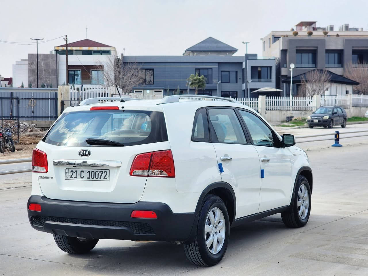 السلام عليكم ..اخوان فقط بيع بدون مراوس مكان السياره #سليمانيه
كيا سورنتو خليجي موديل 2012 مكينه 2400 دوش خليجي بلادي مامفتوح ..سياره جدا نظيفه استعمال شخصي عله ايد وحده ..سياره خاليه من صبغ فقط شبرين خفيف ..السياره جاهزه تخم تاير وصدر وحداديه كله جديد مكينه وكير بلادي ..سنويه وارقام جديد ب اسمي سياره وتحويل مباشر 
مكانها #سليمانيه....السعر 151 ورقه وبيه مجال لشراي 
لتواصل *********** واتساب
