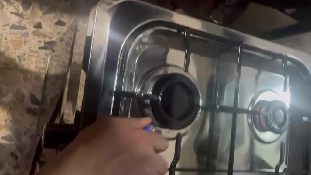 طباخ تركي درجه اولى قياس 60 في 90 
السعر 160. العنوان بغداد 
رقم الهاتف *********** وبي واتساب
