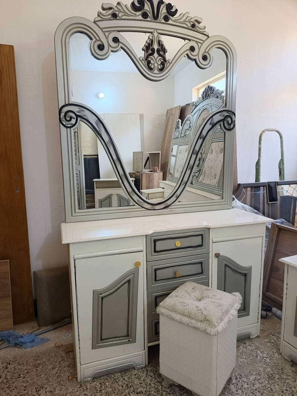 💗غرفه صاج  عراقي مستخدم 
6 باب
🛏️ 9 قطع 
 نظافة 85 / 💯
 السعر  750 💸💎
شد ونقل🪛 داخل بغداد 🚛 مجاني


**إذا كنت صاحب هذا الإعلان وتريد حذفه لأي سبب، رجاءا أرسل رسالة إلى الدعم الفني**
