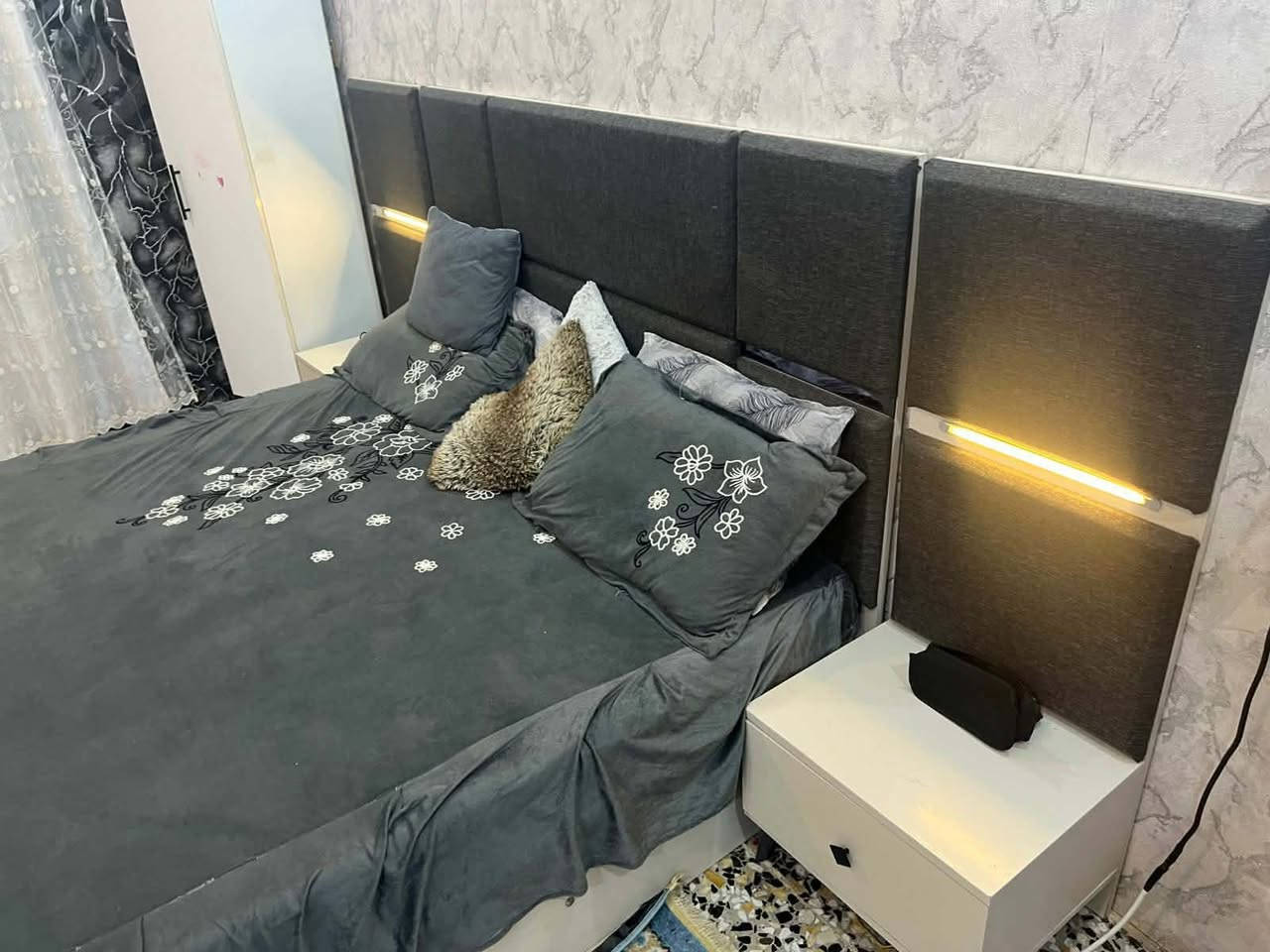 السلام عليكم غرفه تركيه مابيها اي ضرر عشر قطع نضيفه جدا
السعر750بيها مجال بسيط 
العنوان بغداد جسر ديالى


**إذا كنت صاحب هذا الإعلان وتريد حذفه لأي سبب، رجاءا أرسل رسالة إلى الدعم الفني**