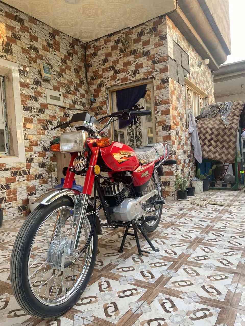 سوسوكي للبيع وللمراوس بدايون فقط الدراجه قبل سبوع طالعه من لمعرض أوراق سكنر مكاني حله ورديه اتصل *********** سعر اتصل وبيك خير ودلل  خاص ماارد
