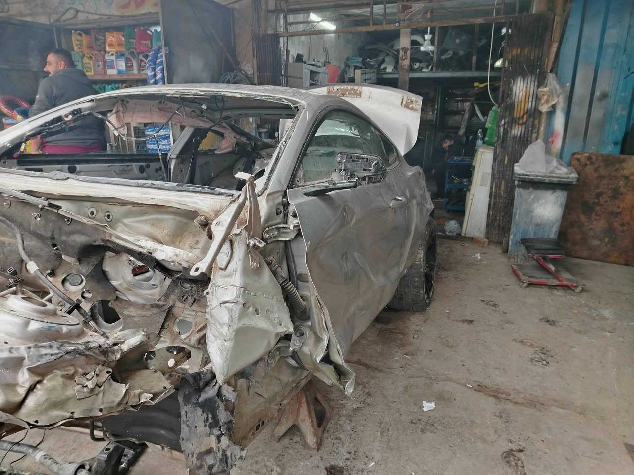 اني سمكري جنت بلخارج وهسه داشتغل بغداد   

شغل درجة اولى وهاي صور من شغلي 

مستعدين لتعمير جميع انواع السيارات قديم وحديث

اسعار مناسبه وسرعه بل عمل 

( مستعدون للتعامل مع مستوردين 
السيارات الوارد امريكي ) 

(مستعدين لتعمير اقوى الحوادث)

بلنسبه للمستوردين تكدر تتصل ونتفاهم عن موضوع العمل 

عنوان المحل : بغداد صليخ 
***********
هادي السمكري

#سمكرة #سمكري #تعديل #تفصيخ #غراض
