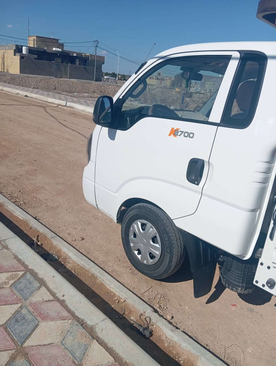 السلام كيا حمل البيع موديل 24 رقم قادسيه مكفولة كفالة عامه ماشيه 25 عقيقي شراي يتصل *********** مكاني رميثه بدون مجر
